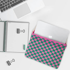 Kit iPad Clutch with Cushioned Lining, DIY Handmade Tablet Sleeve, Complete Kit, Detailed Instructions, Step by Step Video Tutorial, Beginner-Friendly, Intermediate Crocheter Craft Set